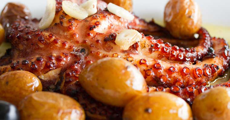 Polvo à Lagareiro Polvo à Lagareiro, roasted octopus with olive oil, garlic and potatoes